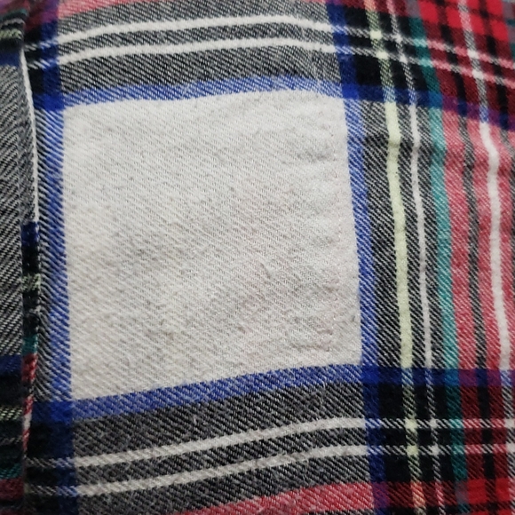 Old Navy Red, White, Blue, and Black Flannel Button Down (0487) 💥 - Picture 3 of 5